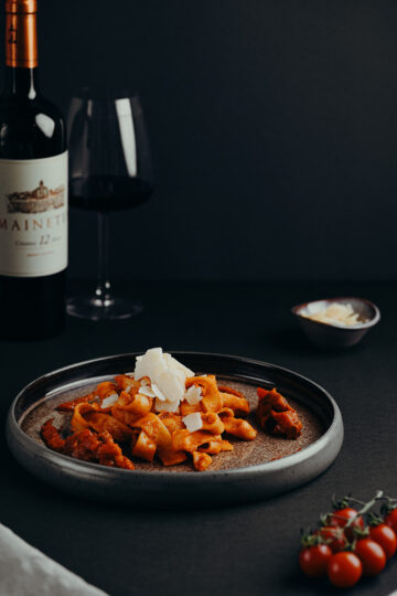 -Pasta/ Romesco/ Manchego añejo