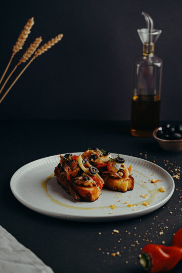 Gebackenes Ofengemüse/ Brioche/Spanische Oliven